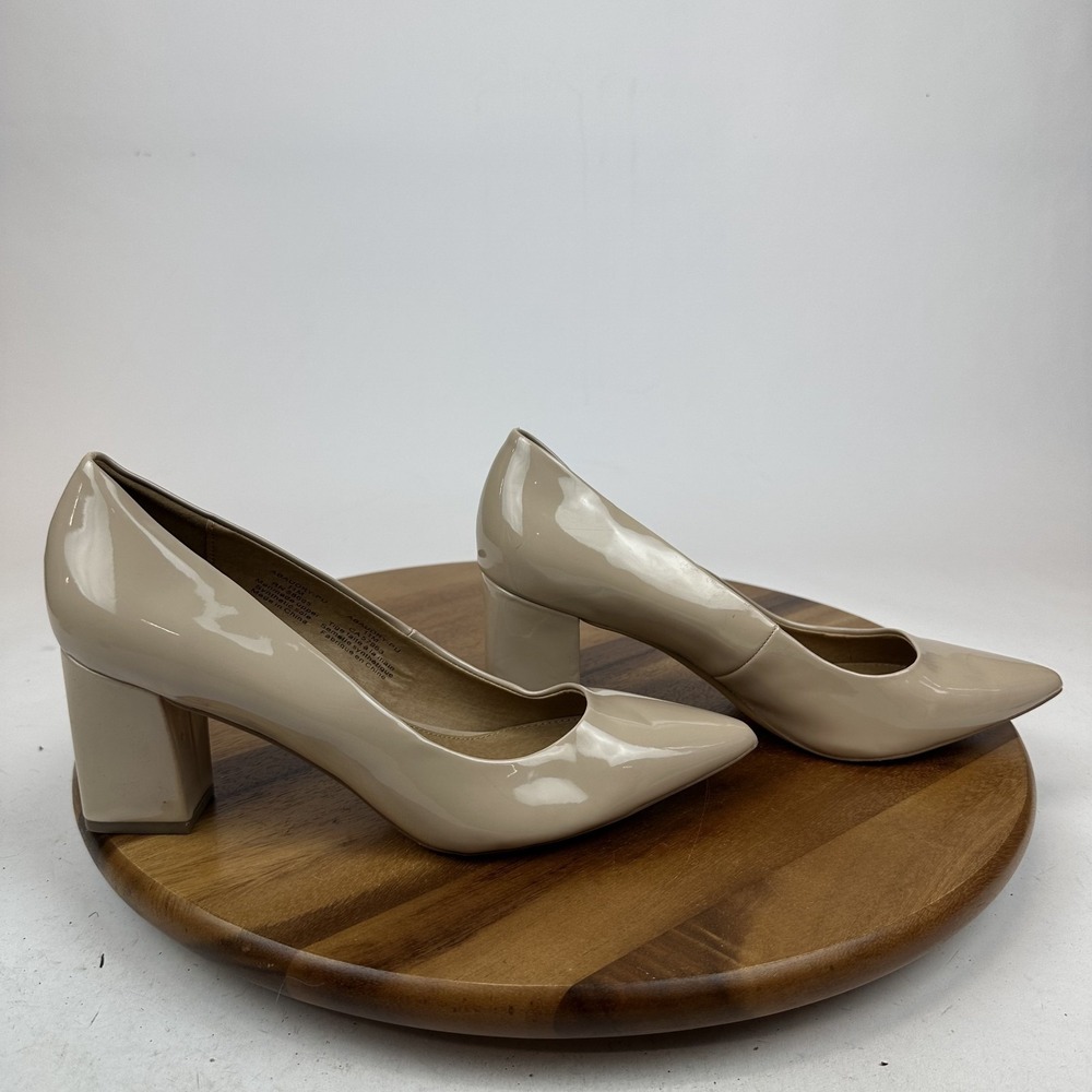 Womens Abound Adury Beige Faux Patent Leather Formal Comfort Pumps Size 11 M GUC